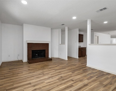 5132 Bedfordshire Drive - Photo Thumbnail 24
