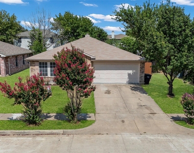 5132 Bedfordshire Drive - Photo Thumbnail 4