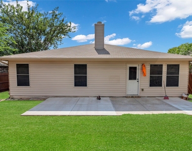 5132 Bedfordshire Drive - Photo Thumbnail 16