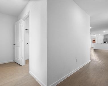615 Kinglet Lane - Photo Thumbnail 2