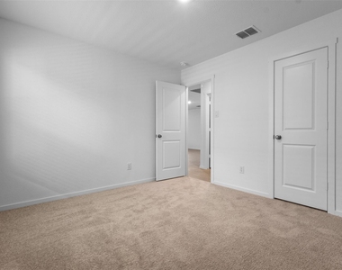 615 Kinglet Lane - Photo Thumbnail 12
