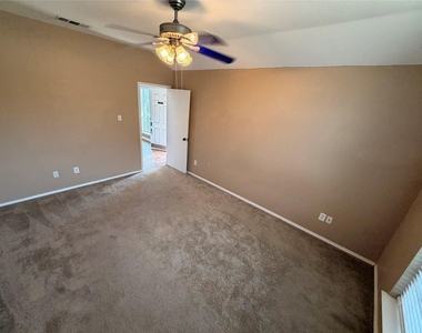 10504 Aransas Drive - Photo Thumbnail 10