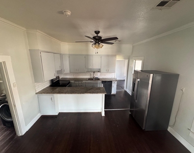 2025 Morrow Avenue - Photo Thumbnail 7