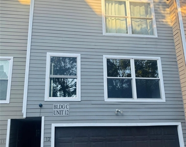 5815 Phoenix Drive - Photo Thumbnail 10