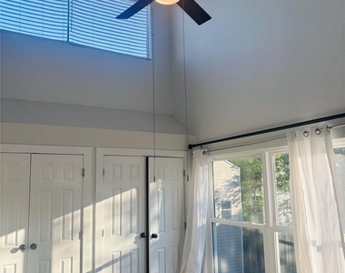 5815 Phoenix Drive - Photo Thumbnail 7