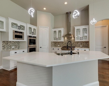 13788 El Toro Road - Photo Thumbnail 11