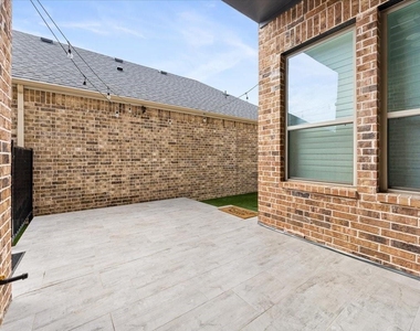 12905 Yale Court - Photo Thumbnail 32