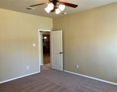 1104 Kaufman Road - Photo Thumbnail 5