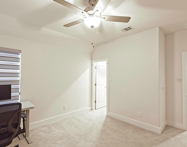 3041 Gaulding Drive - Photo Thumbnail 36