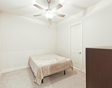 3041 Gaulding Drive - Photo Thumbnail 13