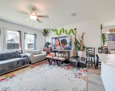 2116 O Keefe Court - Photo Thumbnail 8