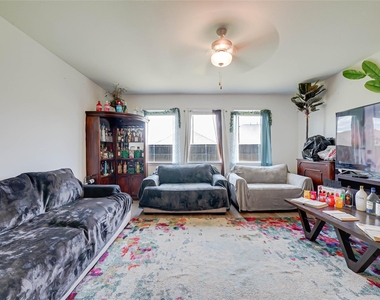 2116 O Keefe Court - Photo Thumbnail 7