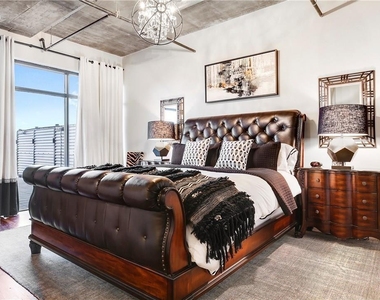 3110 Thomas Avenue - Photo Thumbnail 7
