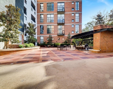 3110 Thomas Avenue - Photo Thumbnail 20