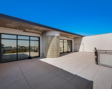3110 Thomas Avenue - Photo Thumbnail 15