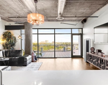 3110 Thomas Avenue - Photo Thumbnail 5