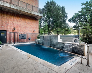 3110 Thomas Avenue - Photo Thumbnail 21