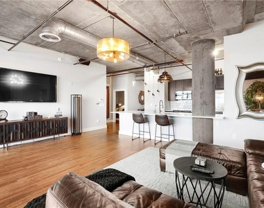 3110 Thomas Avenue - Photo Thumbnail 2