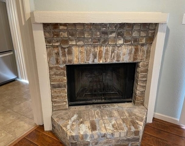 336 Melrose Drive - Photo Thumbnail 10