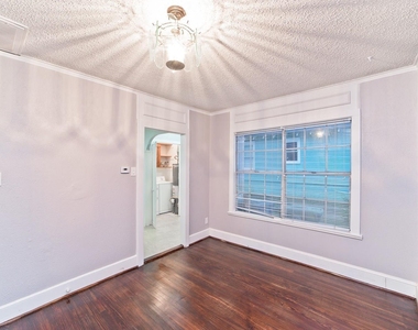 6020 Llano Avenue - Photo Thumbnail 3