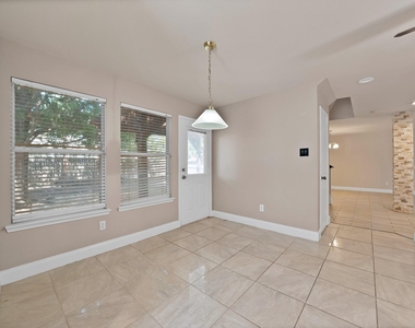 13241 Ridgepointe Road - Photo Thumbnail 10