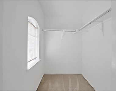 13241 Ridgepointe Road - Photo Thumbnail 21