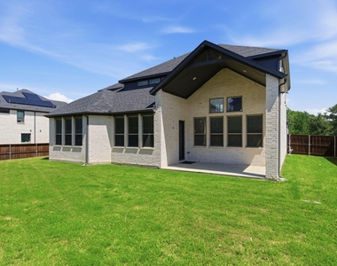 9607 Maple Hill Lane - Photo Thumbnail 35