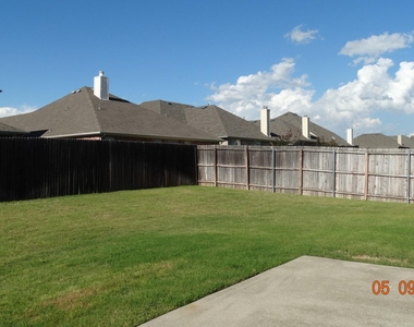 2681 Calmwater Drive - Photo Thumbnail 9