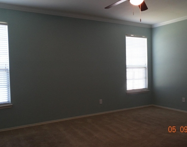 2681 Calmwater Drive - Photo Thumbnail 12