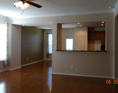 2681 Calmwater Drive - Photo Thumbnail 2