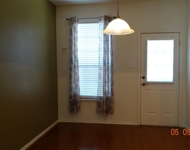 2681 Calmwater Drive - Photo Thumbnail 4