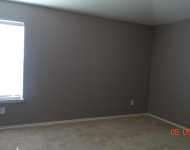 2681 Calmwater Drive - Photo Thumbnail 19