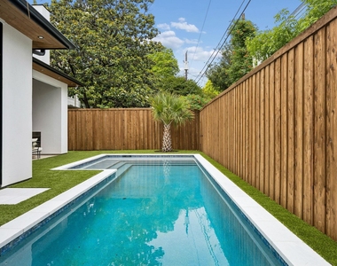 6231 Mccommas Boulevard - Photo Thumbnail 36