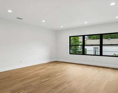 6231 Mccommas Boulevard - Photo Thumbnail 27
