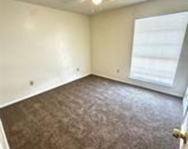 12484 Abrams Road - Photo Thumbnail 7
