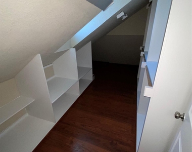 10045 Bluewater Terrace - Photo Thumbnail 21
