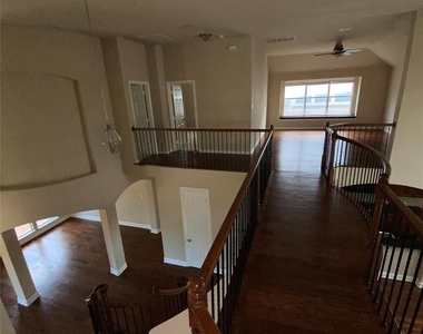 10045 Bluewater Terrace - Photo Thumbnail 12