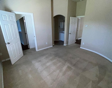 10045 Bluewater Terrace - Photo Thumbnail 20
