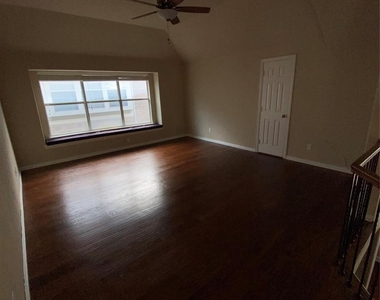 10045 Bluewater Terrace - Photo Thumbnail 16