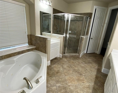10045 Bluewater Terrace - Photo Thumbnail 7