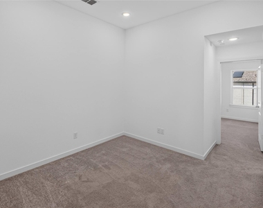 309 Sugarmaple Lane - Photo Thumbnail 21