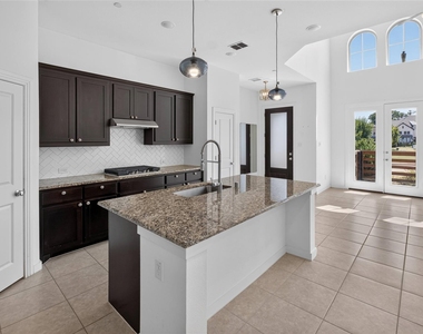 309 Sugarmaple Lane - Photo Thumbnail 6