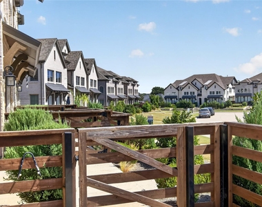 309 Sugarmaple Lane - Photo Thumbnail 26