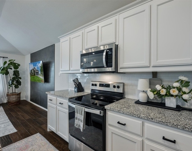 3802 Dogwood Road - Photo Thumbnail 6