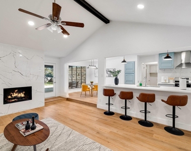 1402 Tiffany Forest Lane - Photo Thumbnail 25