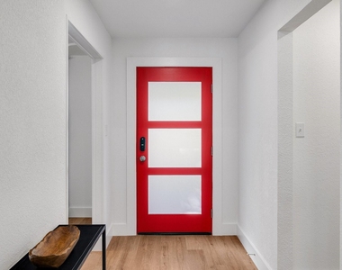 1402 Tiffany Forest Lane - Photo Thumbnail 17