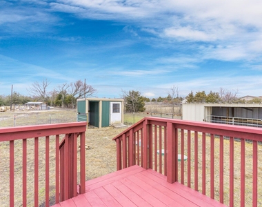 635 Fielder Road - Photo Thumbnail 21
