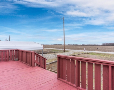 635 Fielder Road - Photo Thumbnail 7