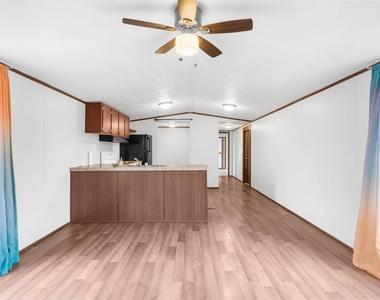 635 Fielder Road - Photo Thumbnail 19
