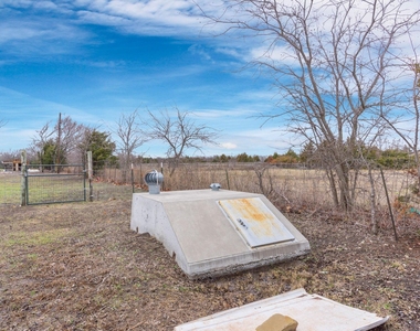 635 Fielder Road - Photo Thumbnail 6